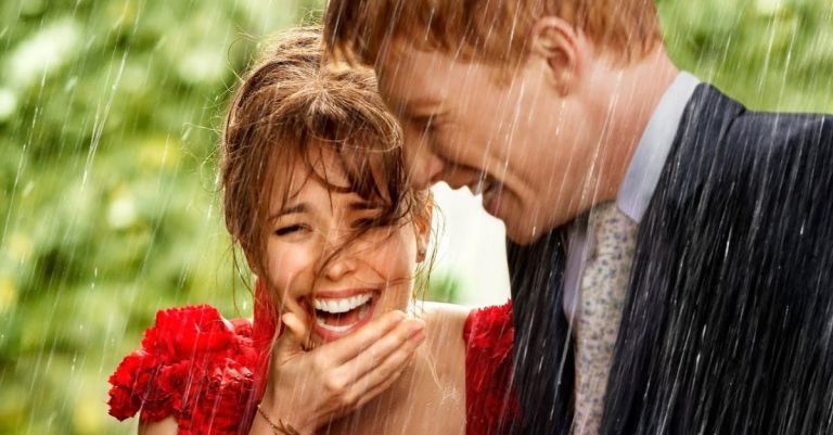 The 12 Best Romantic Comedies On Netflix You Can Watch Right Now