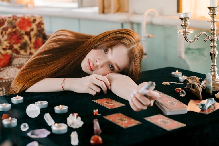 What Each Zodiac Sign Can Expect This Valentine’s Day, According To A Tarot Reader