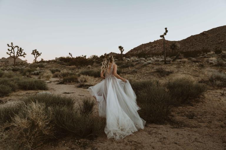 25 Men Reveal Their Raw, Unfiltered Thoughts While Watching Their Wife Walk Down The Aisle