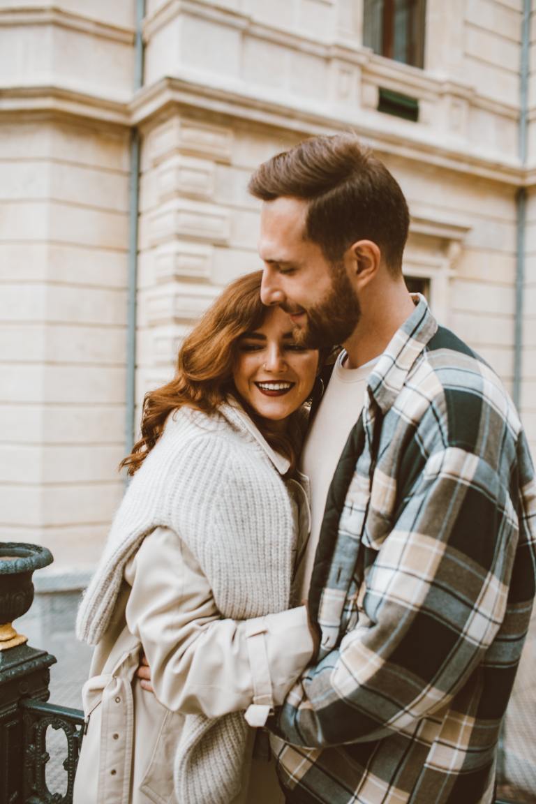 20 Underrated Traits That Men Find Off-The-Charts Attractive