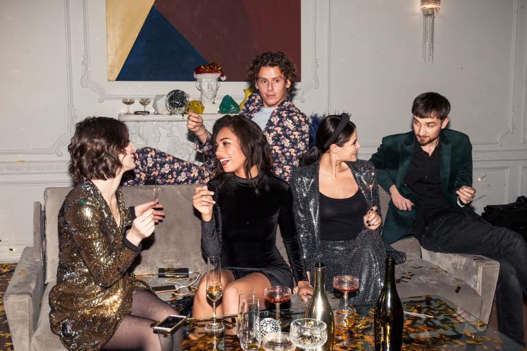 11 Party Tips For Socially Awkward Girls