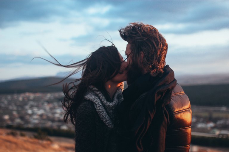 What You Can Expect In Your Love Life This October, According To A Tarot Reader