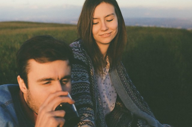 5 Concrete Signs He’s Not Your Person (He’s Just A Nice Guy)