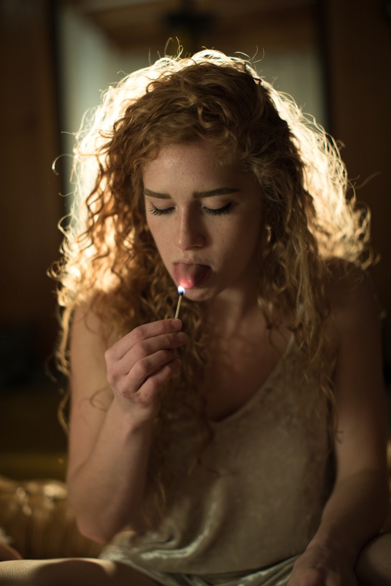 3 Zodiacs Whose Twin Flame Is Too Hot For Them To Handle