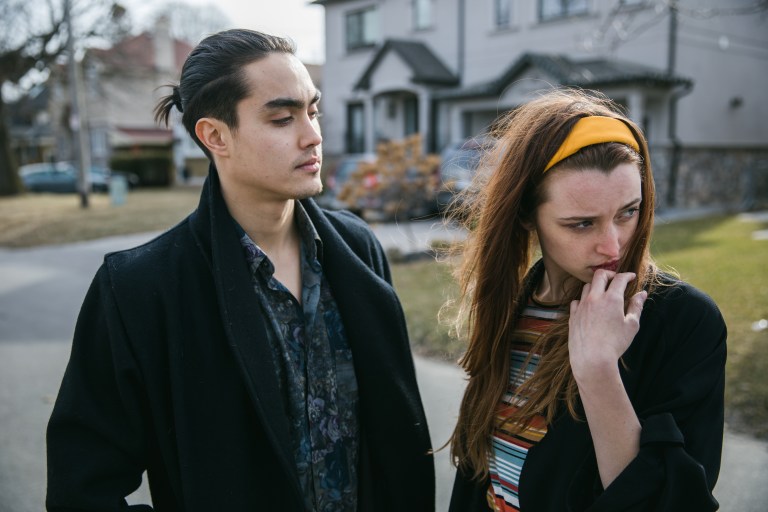 6 Red Flags They’re Leading You On (And You Need To Cut It Off) 