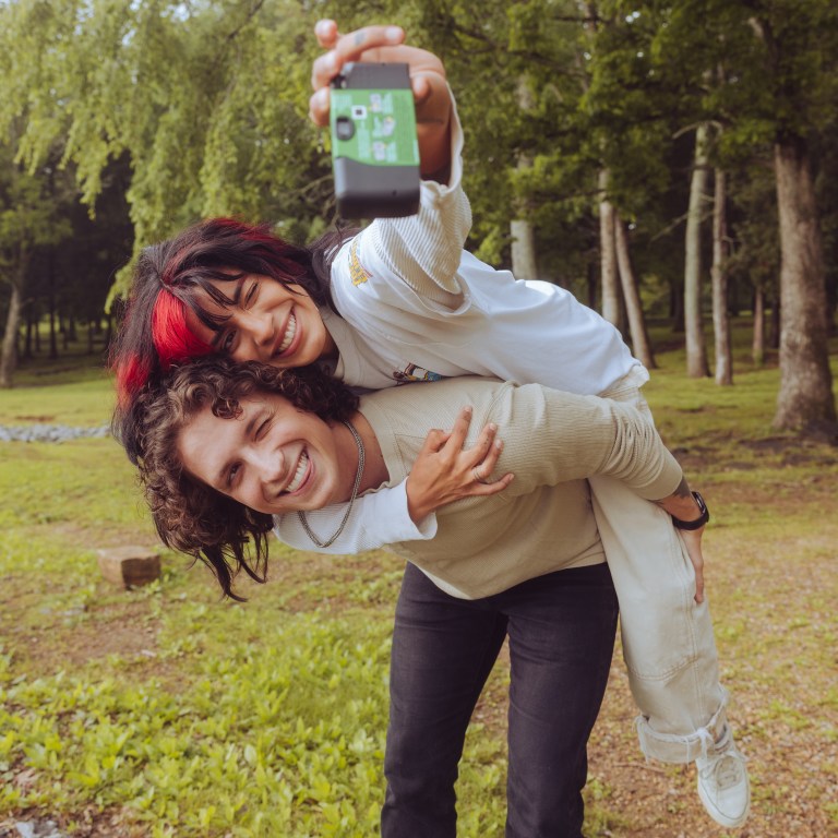 4 Zodiacs Whose Love Language Is Quality Time
