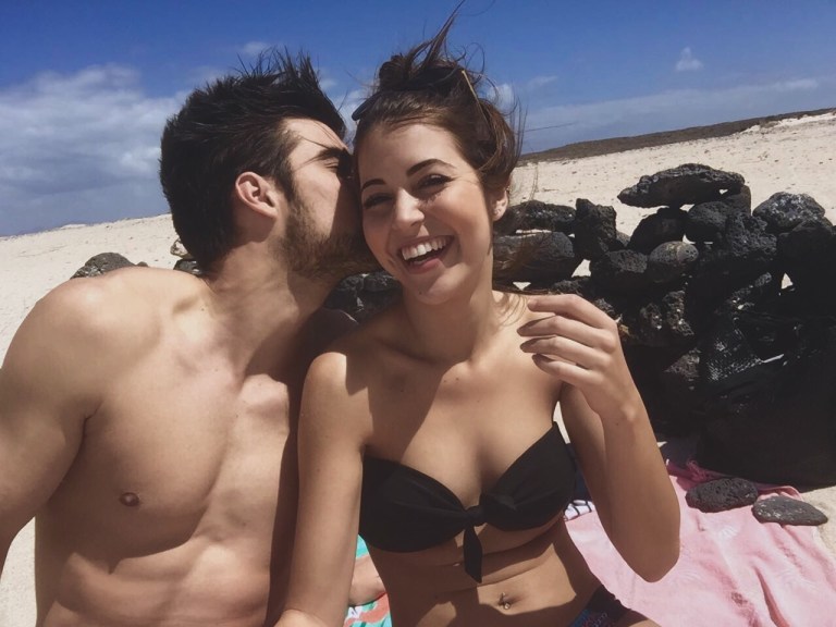 7 Concrete Signs It’s A Situationship, Not A Forever One
