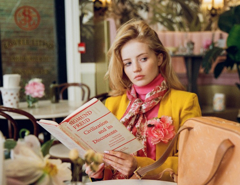 4 Zodiac Signs That Are Disloyal