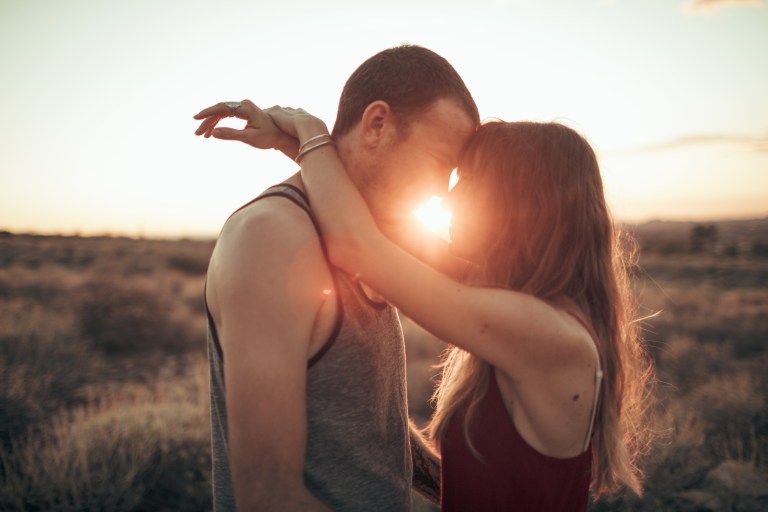 5 Concrete Signs It’s Infatuation, Not Love