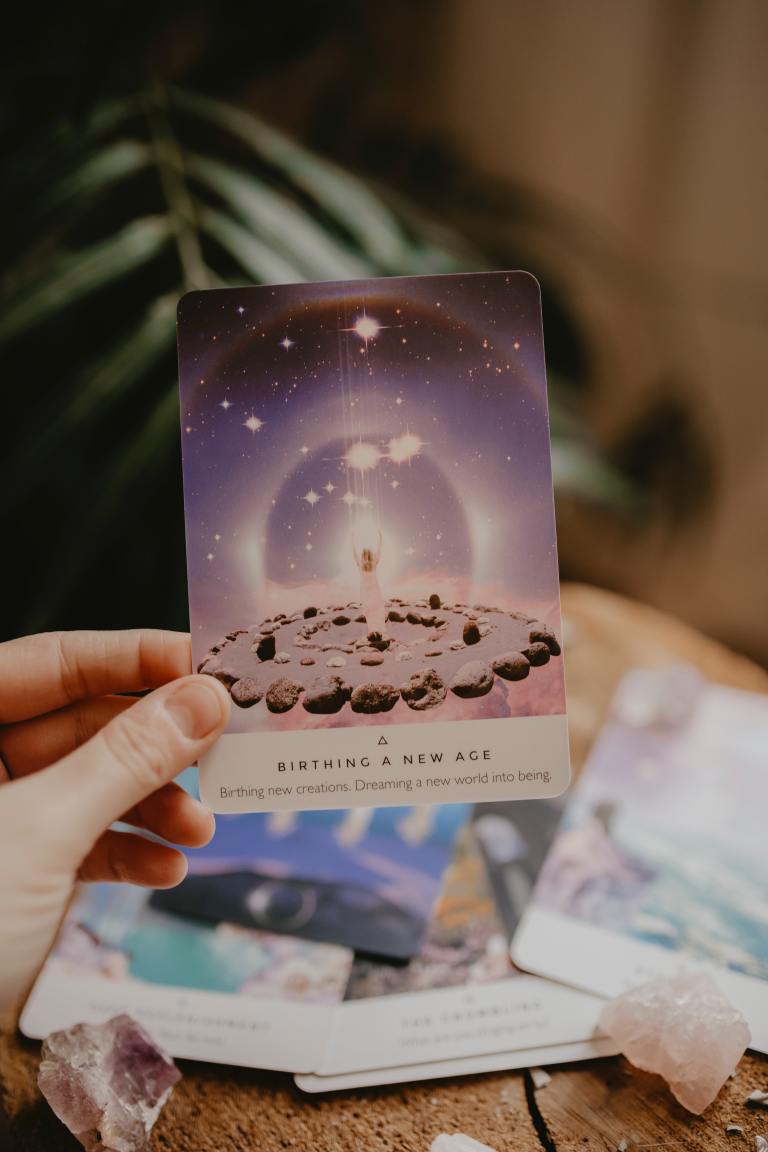 5 Ways To Use Oracle Cards To Elevate Your Weekend