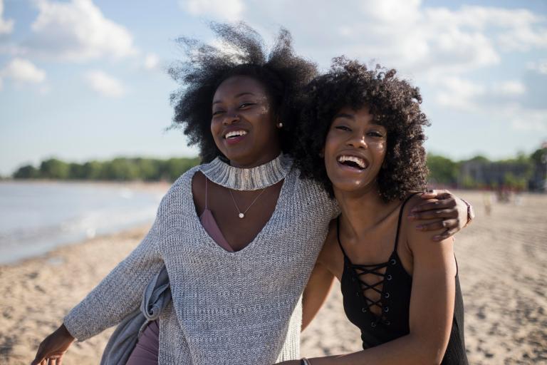 6 Concrete Signs You’ve Met A Soulmate Friend