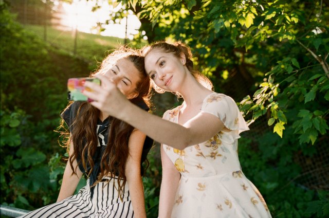 4 zodiacs with the most motherly instincts