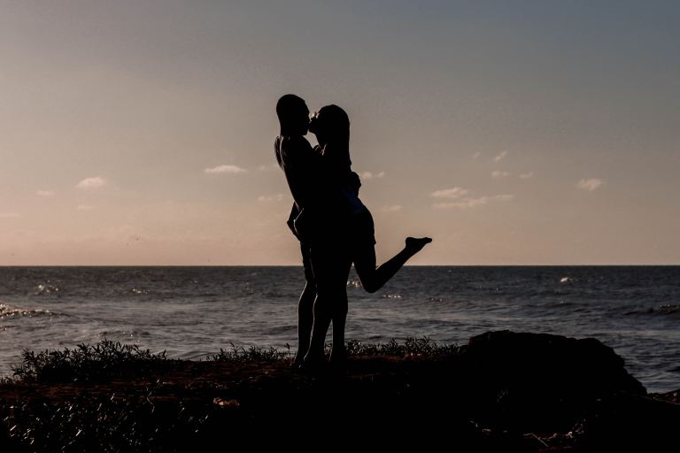 11 Wild Cheating Stories (That You Shouldn’t Read If You Have Trust Issues)