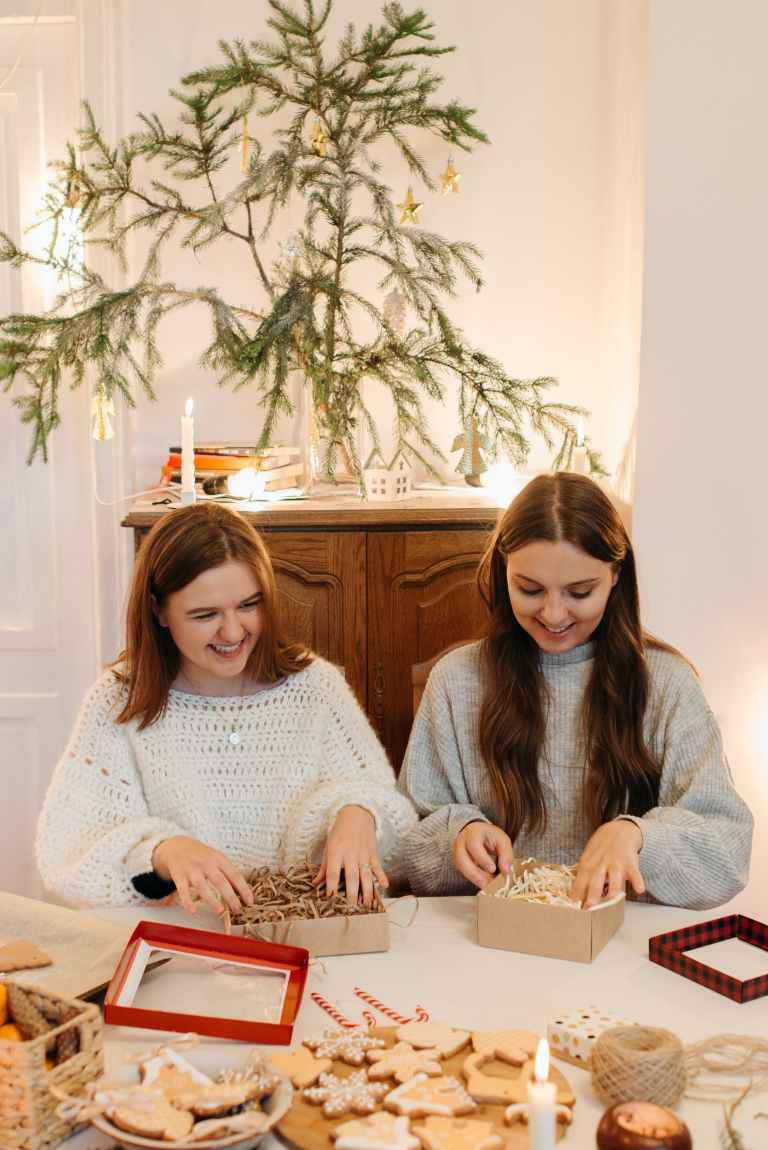Which Holiday Activity You Are, Based On Your Zodiac Sign