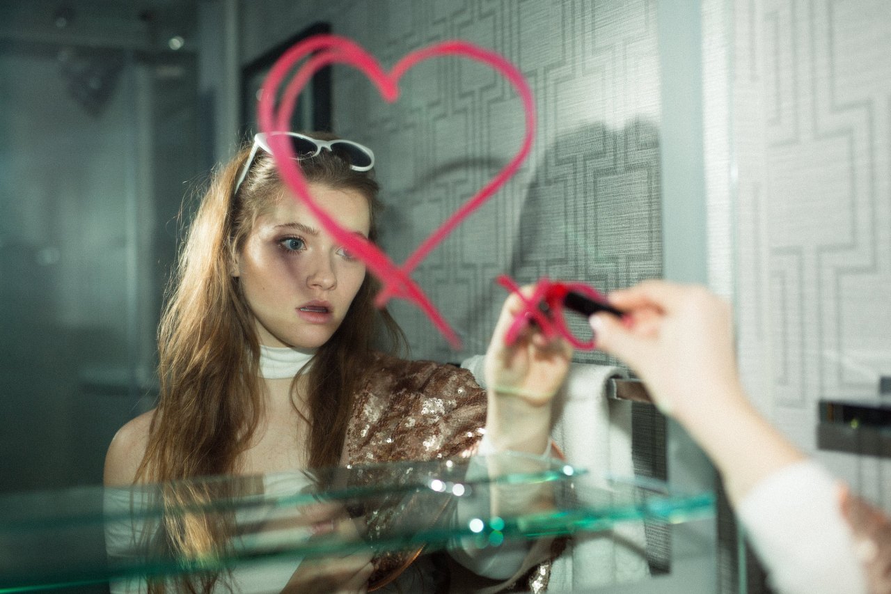 4 Zodiacs Who Have Been Feeling Lovesick This January