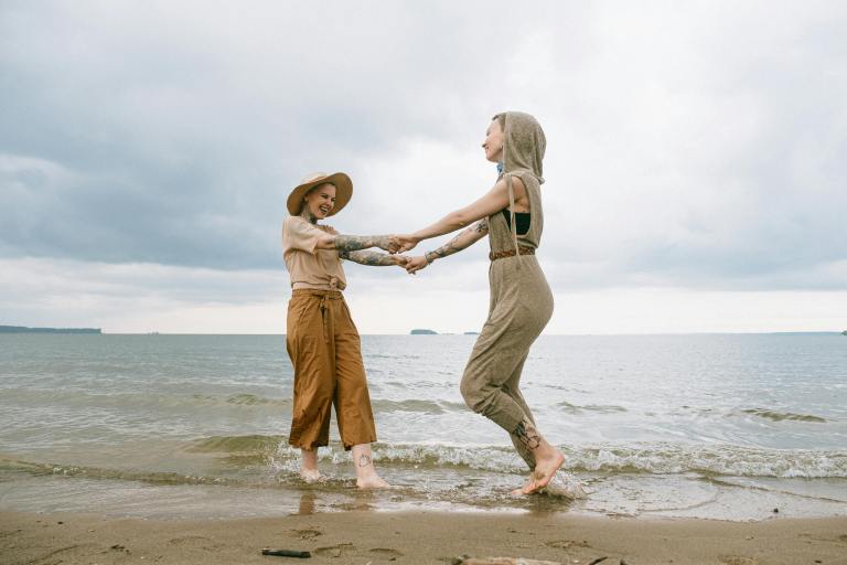 4 Zodiac Duos That Match Each Other’s Energy