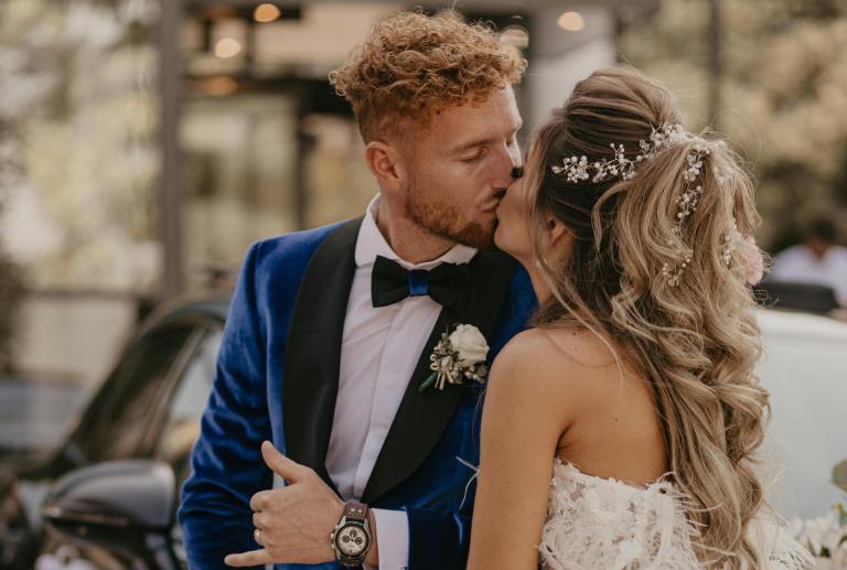 3 Soulmate Zodiac Duos Who Are Intoxicated By Each Other (But Are Toxic Together)