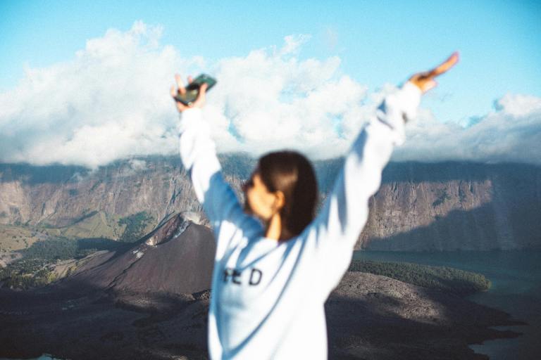 How You Get Out Of A Rut, Based On Your Zodiac Sign