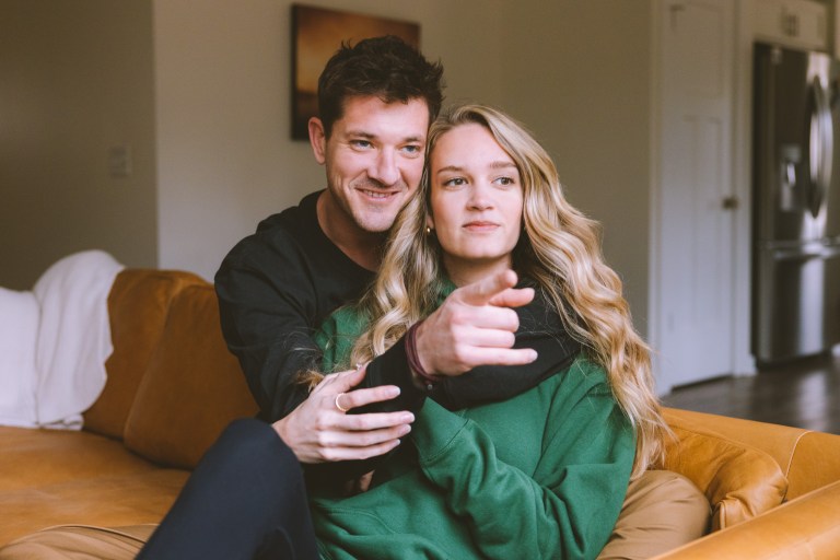 5 Zodiac Duos With The Healthiest Connection