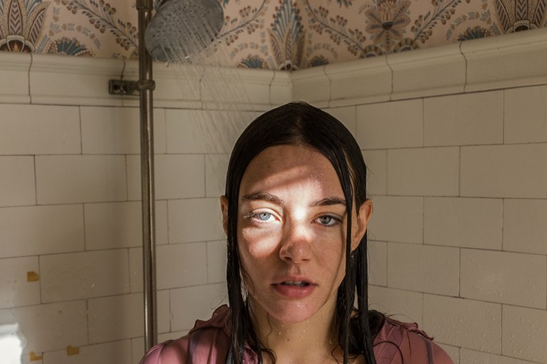 3 Zodiacs That Can’t Hide From Their Dark Shower Thoughts