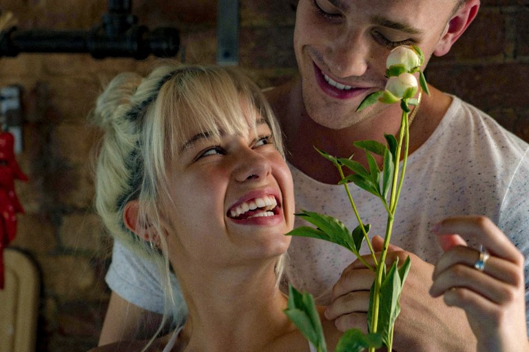 4 Zodiac Signs Who Express Themselves Through Gifts