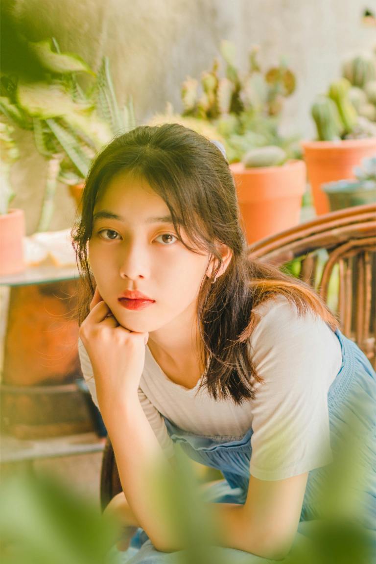 4 Zodiacs Who Hide Their Heartbreak