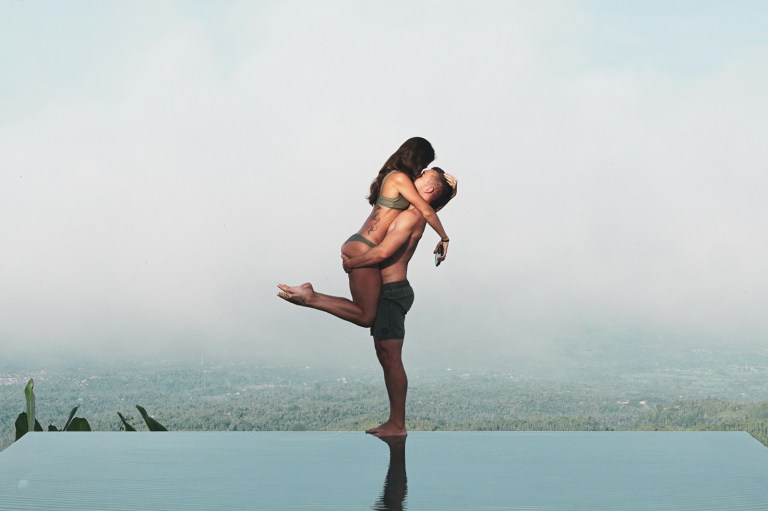 4 Zodiacs Who Will Meet A Twin Soul This Summer