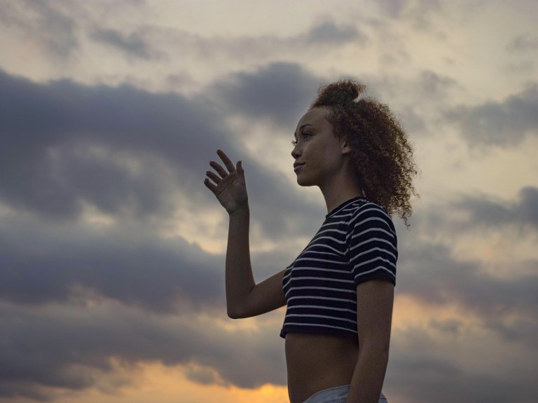 5 Zodiac Signs Whose Mood Changes With the Weather