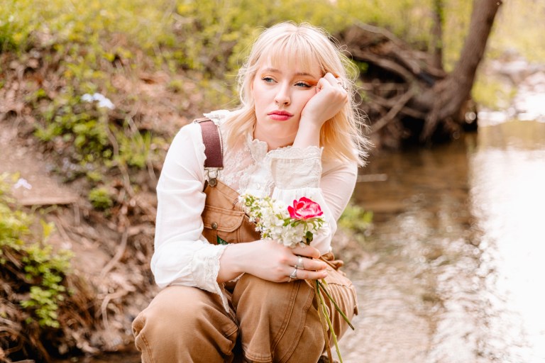 Why Your Life Feels So Stagnant, Based On Your Zodiac + Tarot