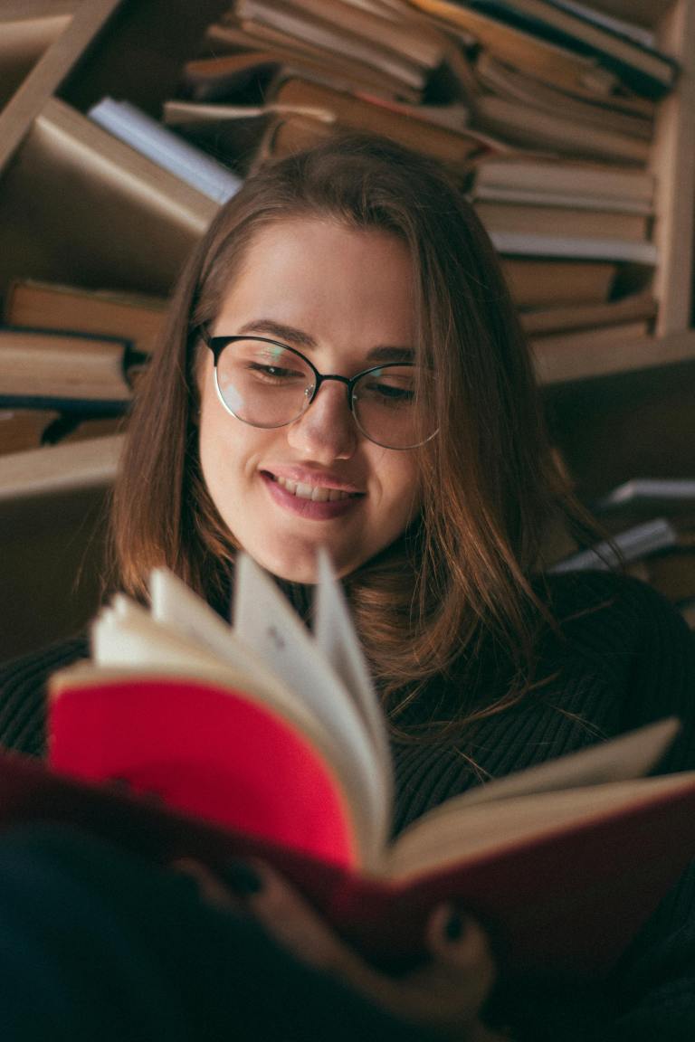 4 Zodiacs Who Will Close Old Chapters During This Week’s Full Moon