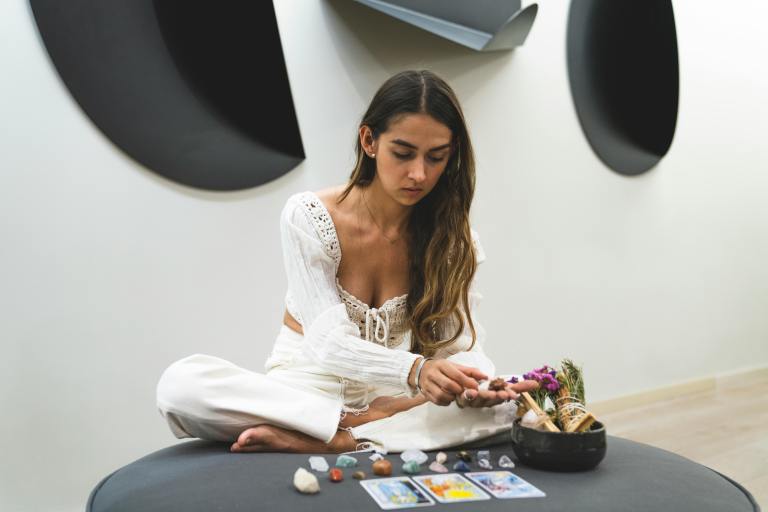 A Tarot Reader Predicts What Each Zodiac Can Expect During 2024’s Gemini Season