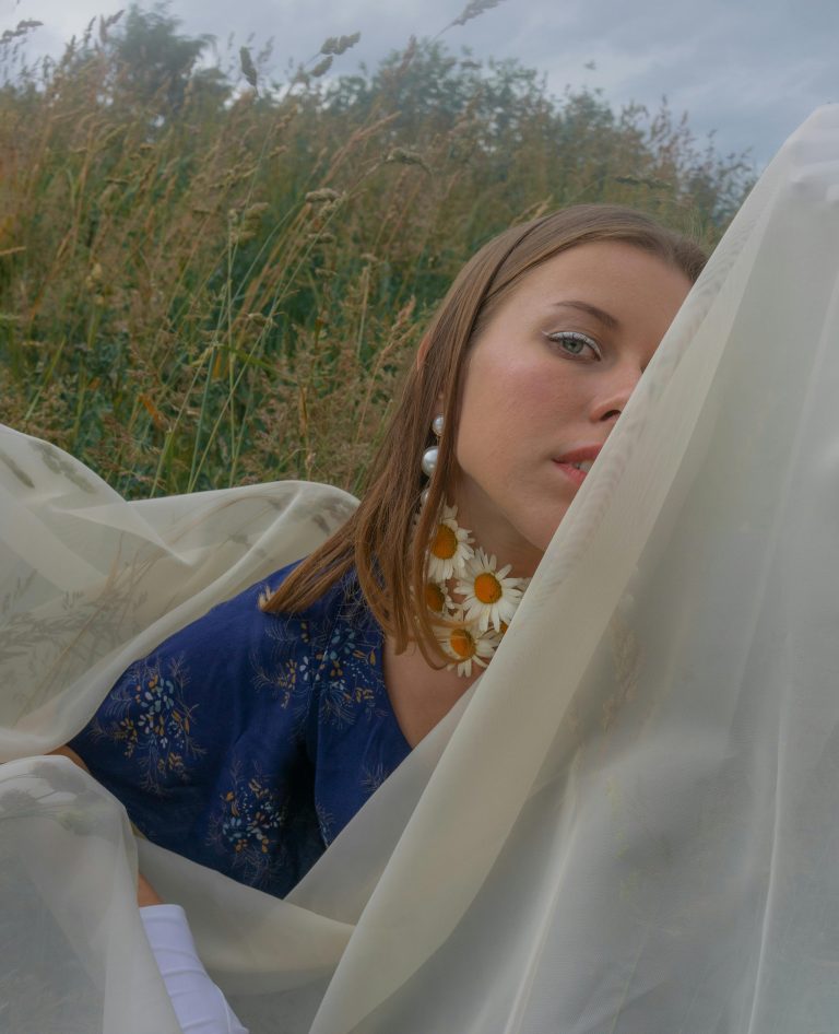 4 Zodiacs Who Have The Strongest Intuition