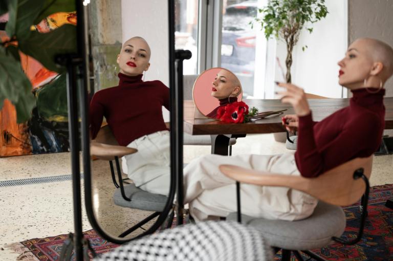 4 Zodiacs Who Struggle With Commitment