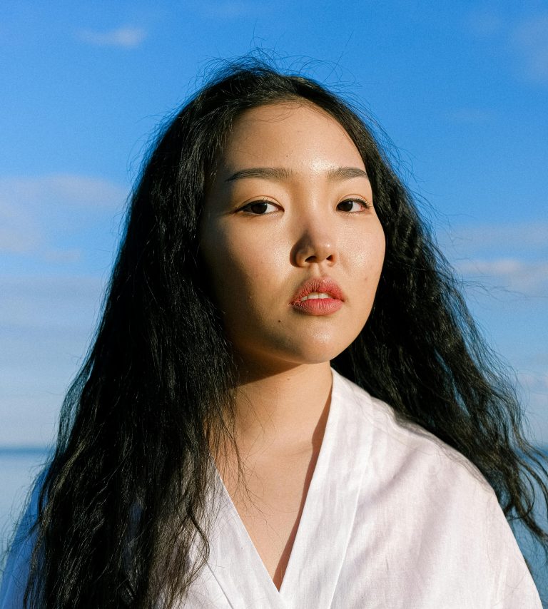 4 Zodiac Signs Who Struggle To Fall In Love