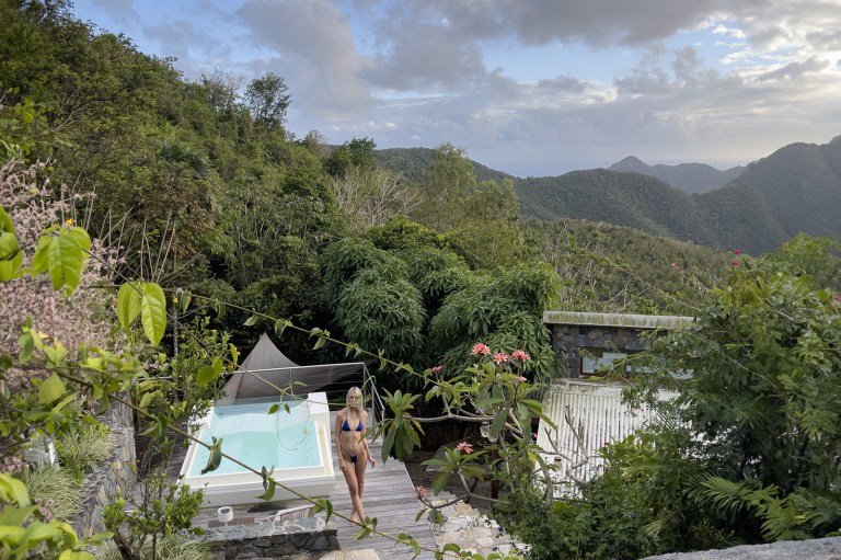 3 Zodiacs That Must Travel In June/July