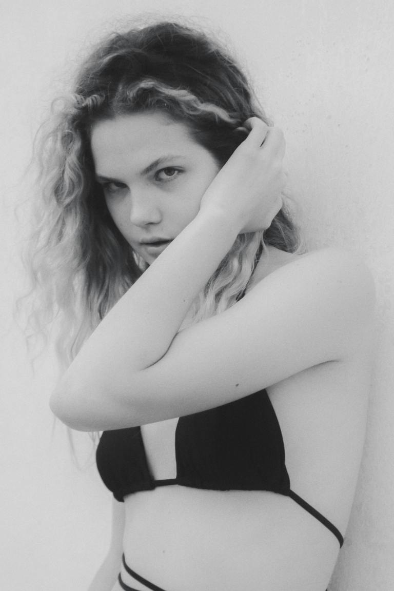 3 Zodiacs That Need Chaotic Love