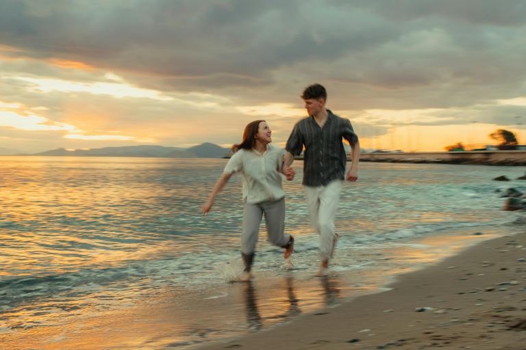 4 Zodiac Duos With Sparks Flying This July 4th