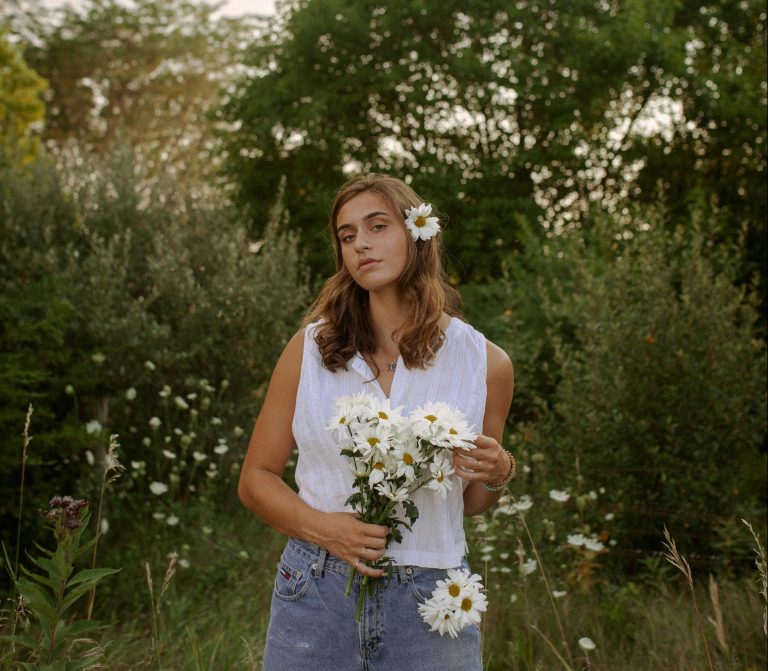 3 Zodiacs Altering Their Life Path When Mercury Enters Cancer (6/17)