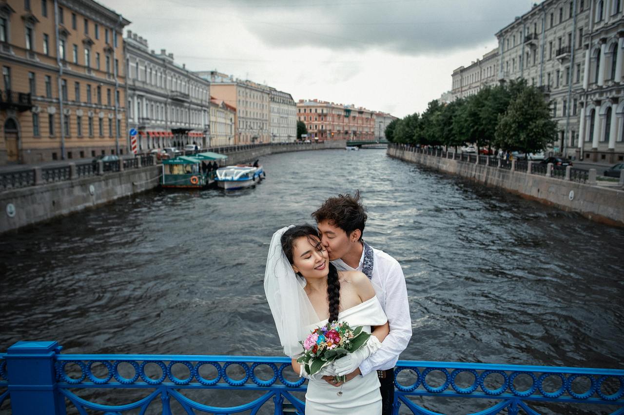 3 Zodiac Pairs That Are Unexpectedly Perfect Together