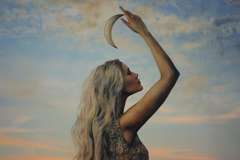 3 Zodiacs Breaking Old Cycles During The New Moon In Aquarius (1/29)