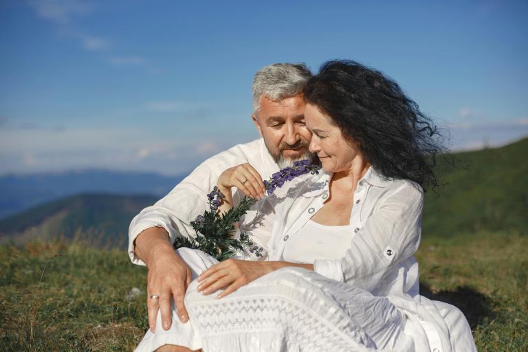4 Zodiacs Manifesting Love & Harmony During The Libra Full Moon (4/12)