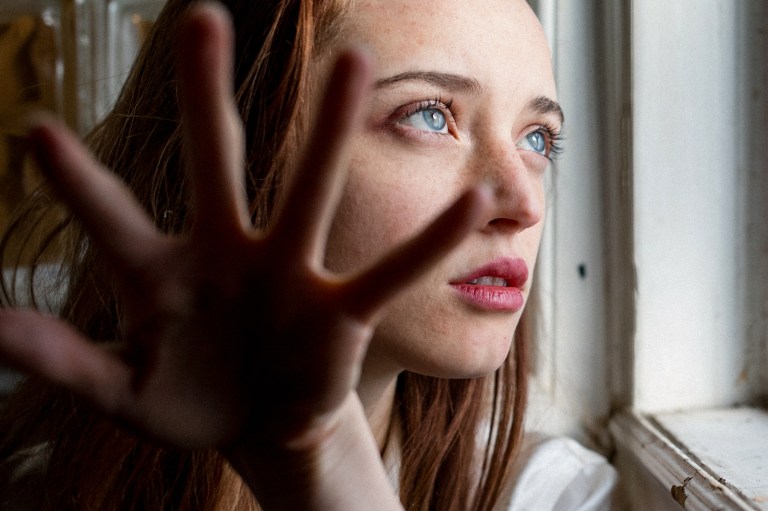 6 Zodiacs Who Can Intuitively Manifest Thoughts Into Reality