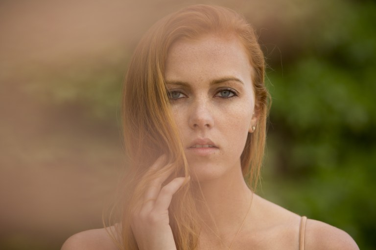 4 Zodiac Signs With Old Soul Wisdom & How They Can Optimize It