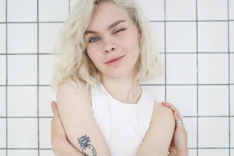 4 Birth Months That Have Their Feelings Written All Over Their Face