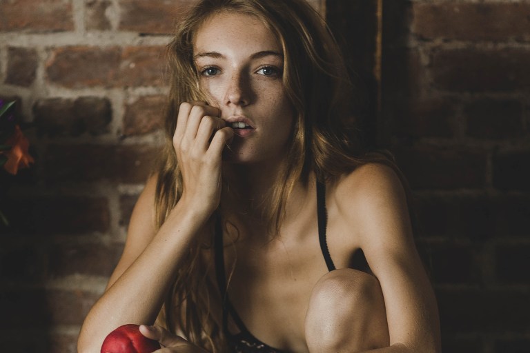 3 Zodiacs Who Just Can’t Say “I Love You” First