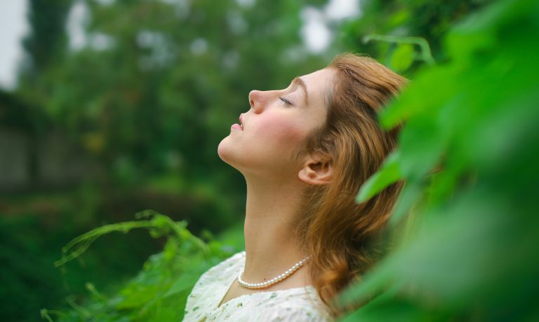 3 Zodiac Signs Who Are Letting Go (And Leveling Up)