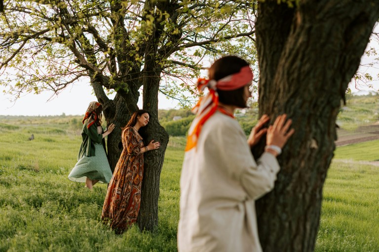 3 Zodiacs That Make The Best Spiritual Mentors 