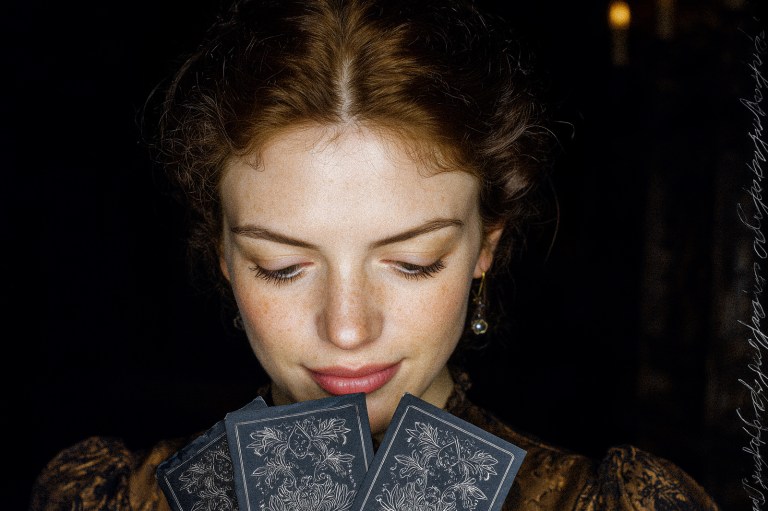 How Profound Change Each Zodiac Is Experiencing Under Saturn In Aries (+ Tarot Advice For Making The Most Of It)