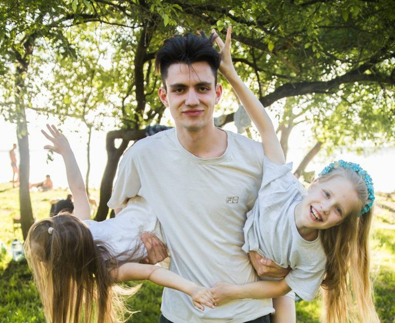 The Family Role You Were Born To Run, According To Zodiac Sign