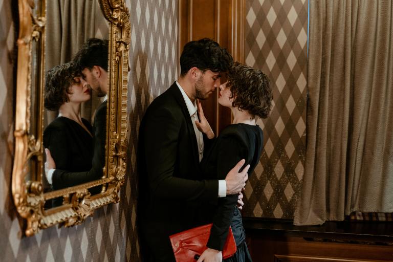 5 Zodiacs Who Will Feel Sparks Fly In Their Love Life This Week (When Venus Opposes Pluto)